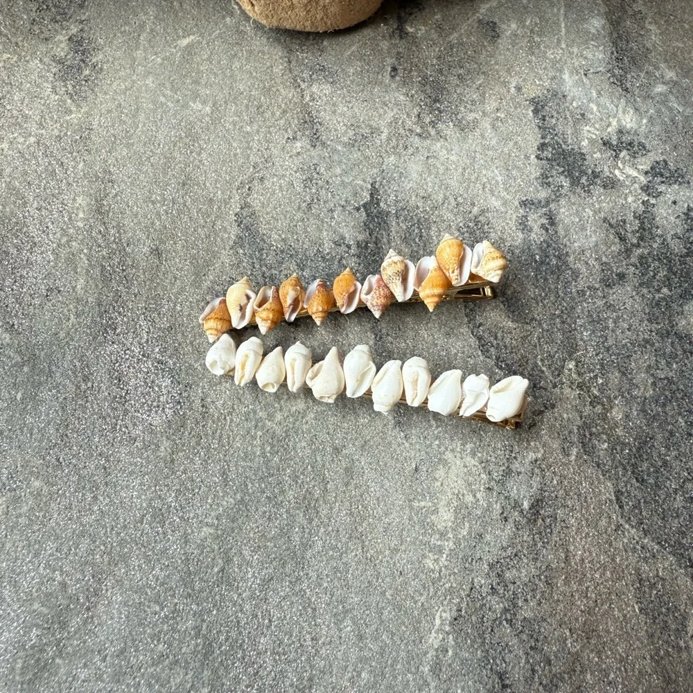 Free People Shell Hair Clips - Gold and Cream